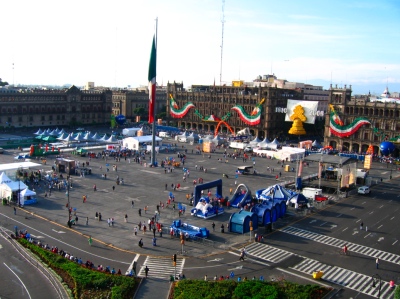 view-of-zocalo-from-breakfast-table view-of-zocalo-from-breakfast-table
