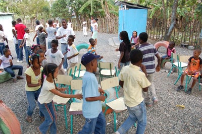 children playing musical chairs