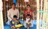 Vasantha_Ranjith_kids-in-playhouse