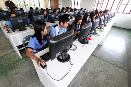 Children in a computer classroom.