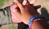 holding hands FI