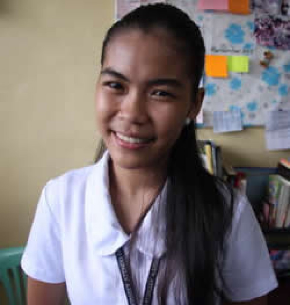 smiling Filipino girl