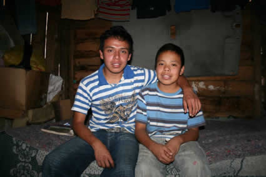 Jorge_brother Two brothers in blue striped shirts