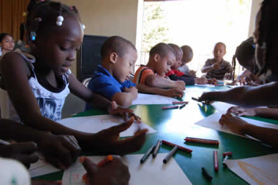 Children_Barrio-George Schoolchildren coloring