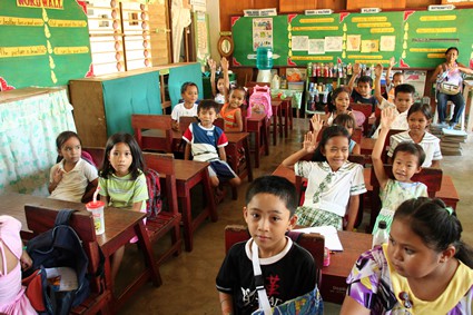 Filipino children in classroom