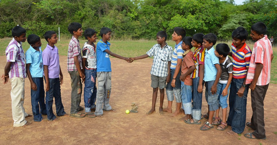 Traditional Game in India: Seven Stones Handshake