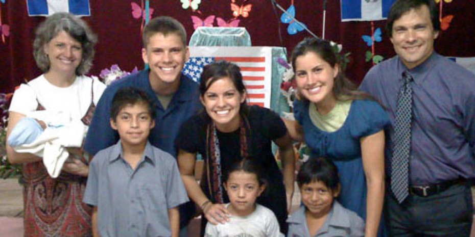 Mellado family with children