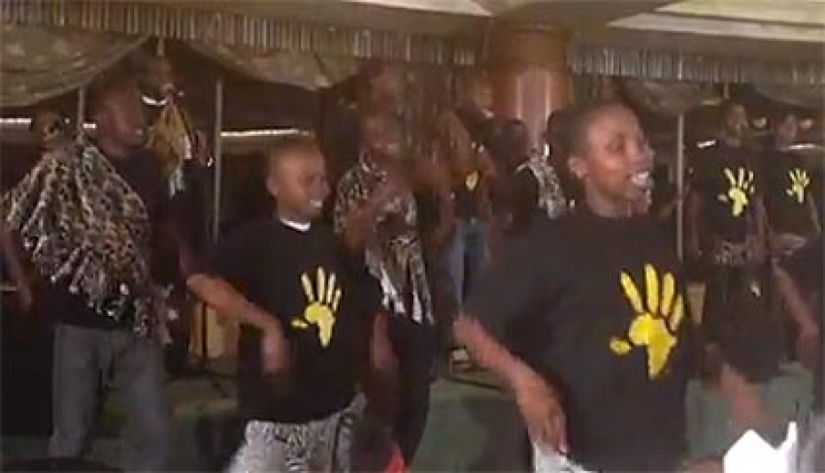 African children dancing